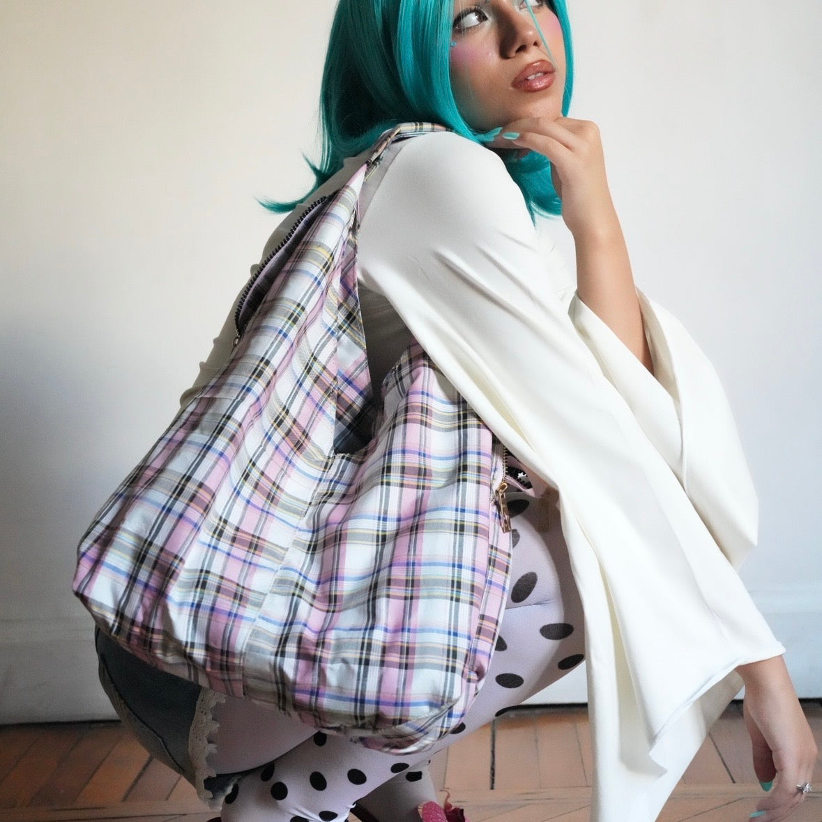 Symmetrical Pink plaided triple zippered tote bag
